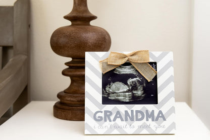 Grandma Pregnancy Announcement Sonogram Picture Frame, Ultrasound Photo Frame for New Grandparents, Ideal Pregnancy Reveal Keepsake for Grandmothers, 4X5 Photo Insert, Chevron Gray